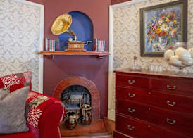 Airlies Guest House 2