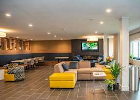 Microtel Inn & Suites by Wyndham Carlisle 2