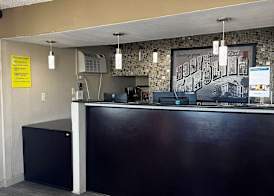 Econo Lodge Spring Lake near Fort Bragg 2