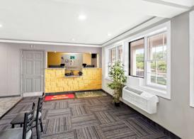 Econo Lodge Waynesboro - Skyline Drive 2