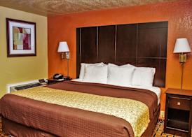 Days Inn by Wyndham Joplin 5