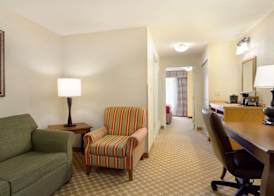 Country Inn & Suites by Radisson, Nevada, MO 5