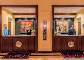 The Raphael Hotel, Autograph Collection 3