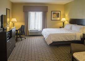 Holiday Inn Express & Suites SHARON-HERMITAGE by IHG 3