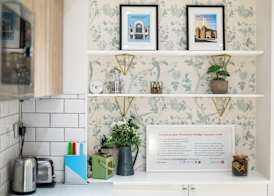 Trendy 1 Bedroom Apartment in the Heart of London 5