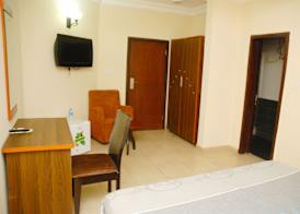 Lucky Sunshine Hotel 4