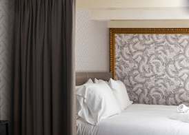 Amsterdam Canal Suites 5