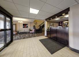 Red Roof Inn & Suites Newburgh - Stewart Airport West Point 2