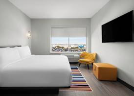 Aloft by Marriott Katy Mills 5