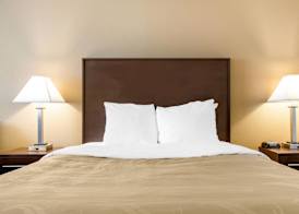 Quality Inn Noblesville - Indianapolis 3