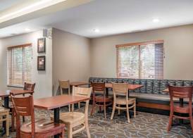 AmericInn by Wyndham Winona 2
