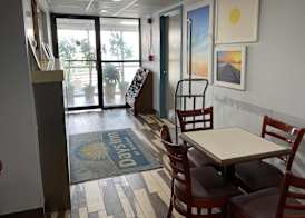 Days Inn by Wyndham Jersey City 2