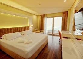 Premium Beach Hotel 4
