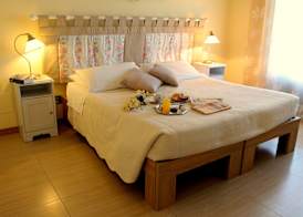 Eremes Rooms & Apartments 3