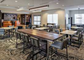 Courtyard by Marriott Houston City Place 3