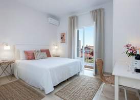 Reana Elegant Apartments by Konnect, Barbati 2