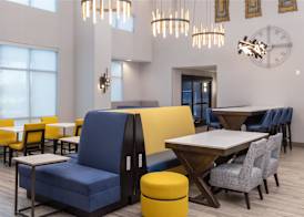 Hampton Inn & Suites Manteca 5