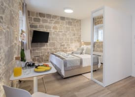 Mediterra Residence 5