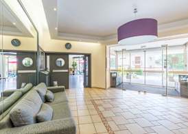 Hotel Brise de Mer - Piscine intérieure & extérieure 2