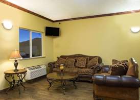 Days Inn by Wyndham Hurricane/Zion National Park Area 2