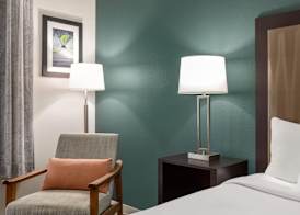 La Quinta Inn & Suites by Wyndham Fairfield - Napa Valley 5