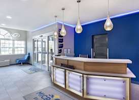 Microtel Inn & Suites by Wyndham Manchester 3