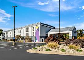 Spark By Hilton Stevensville 2