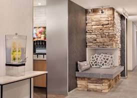 Fairfield Inn by Marriott Erie Millcreek Mall 2