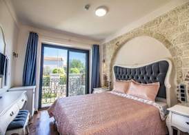 Amour Alacati Butik Otel 4