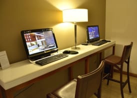 Hotel Director Vitacura 3