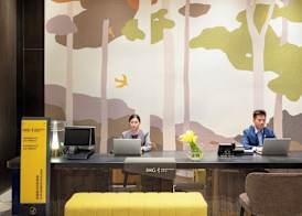 voco Suites Shanghai Hongqiao CBD by IHG 2