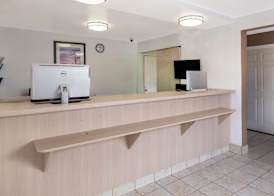 Knights Inn Grand Rapids 2
