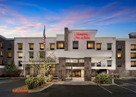 Hampton Inn & Suites - Napa, CA 3