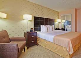 Holiday Inn BLOOMINGTON-UNIVERSITY AREA by IHG 4
