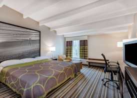 Super 8 by Wyndham Melbourne 5
