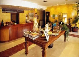 Hotel Villa De Nava 2