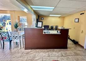 Americas Best Value Inn Franklin 2