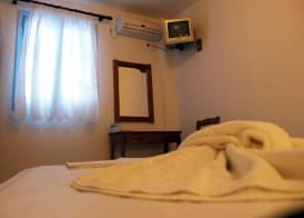 Ioanna Rooms 5