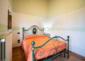 Farmhouse in Città di Castello with Pool 3
