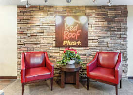Red Roof Inn PLUS+ Mt Pleasant - Patriots Point 2