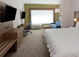 Holiday Inn Express & Suites FAYETTEVILLE by IHG 5