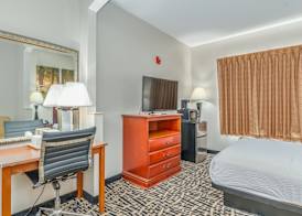 Days Inn by Wyndham Coliseum Montgomery AL 4