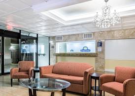 Days Inn by Wyndham St. Petersburg / Tampa Bay Area 3