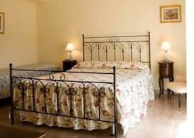 Bed & Breakfast Villa Flora 4