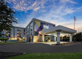 Spark by Hilton Decatur 3