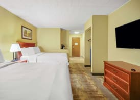 Wyndham Garden York 5