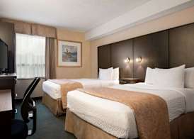 Days Inn by Wyndham Renfrew Conference Centre 5