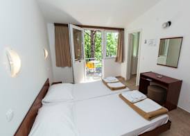 Paviljoni Bungalovi Kacjak 4