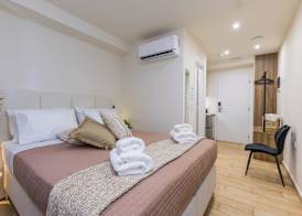 Raise Thiseio Stylish Living 3