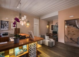 Ambassadors Residence Boutique Hotel 2